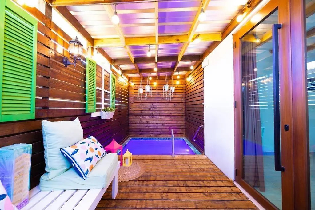 Catania 2 Suite W/Private Pool,W/Heater , Wifi. Aguadilla